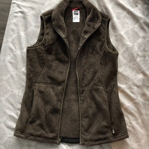 Women’s North Face vest